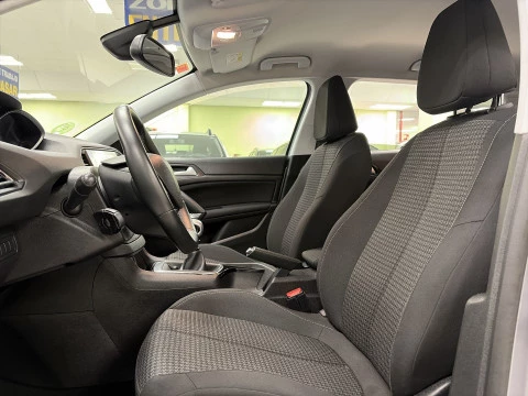Peugeot 308 PureTech 130 SANDS Style 96 kW (130 CV)