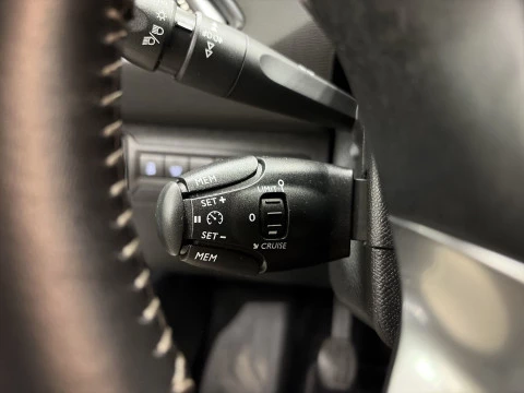 Peugeot 308 PureTech 130 SANDS Style 96 kW (130 CV)
