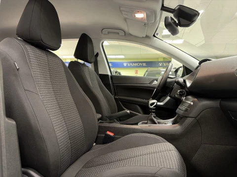 Peugeot 308 PureTech 130 SANDS Style 96 kW (130 CV)