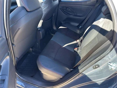 Toyota Yaris 130H 1.5 GR Sport