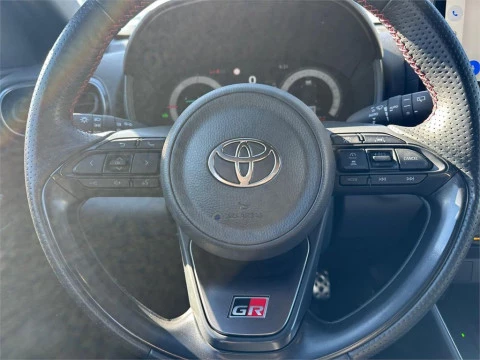 Toyota Yaris 130H 1.5 GR Sport