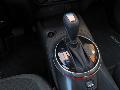 Nissan Juke 1.0 DIG-T 84KW N-CONNECTA DCT 5P