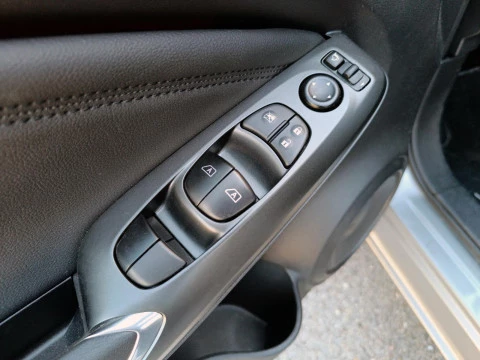 Nissan Juke 1.0 DIG-T 84KW N-CONNECTA DCT 5P