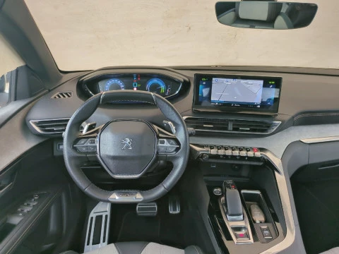 Peugeot 3008 Hybrid 225 e-EAT8 GT
