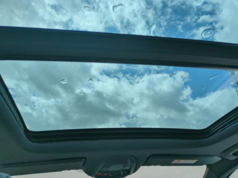 Peugeot 3008 Hybrid 225 e-EAT8 GT