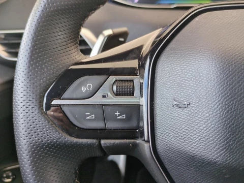 Peugeot 3008 Hybrid 225 e-EAT8 GT