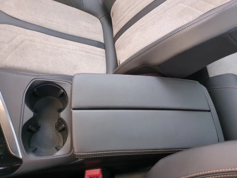 Peugeot 3008 Hybrid 225 e-EAT8 GT