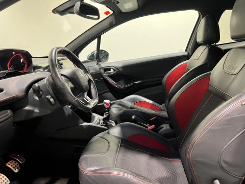 Peugeot 208 GTi