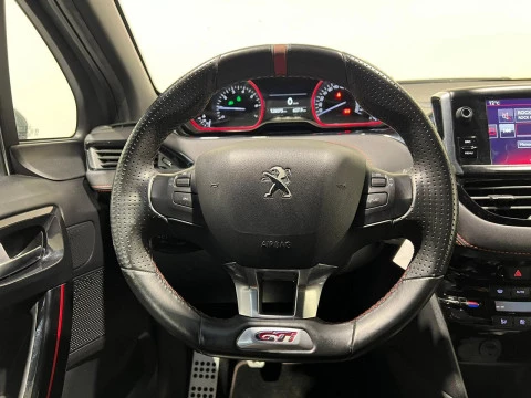 Peugeot 208 GTi