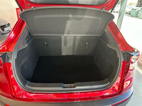 Mazda CX-30 CX-30 2024 2.0L e-SKYACTIV G MHEV 90 kW (122 CV) 6MT FWD Prime-line