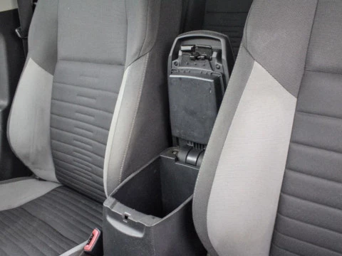 Toyota Auris 1.8 VVT-I HYBRID ADVANCE 136XC 5P