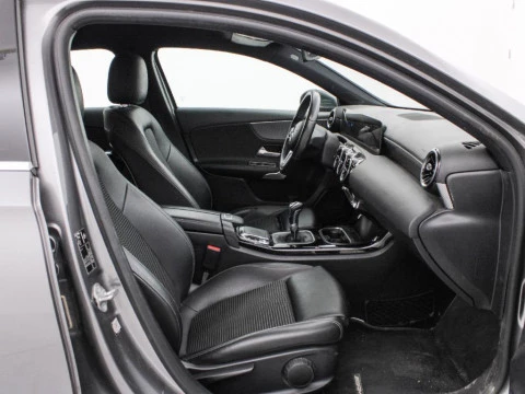 Mercedes-Benz Clase A 1.3 A 180 136 5P