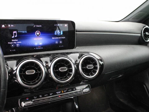 Mercedes-Benz Clase A 1.3 A 180 136 5P