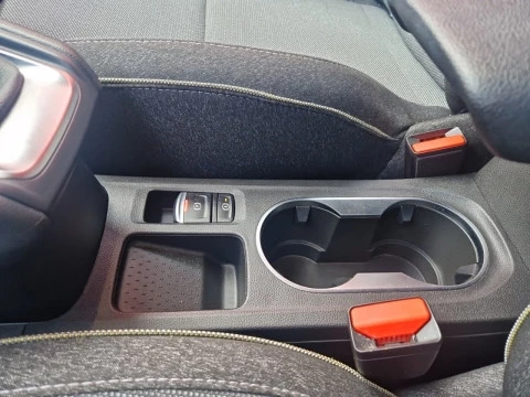 Renault Captur techno Eco-G 100cv (74 kW)