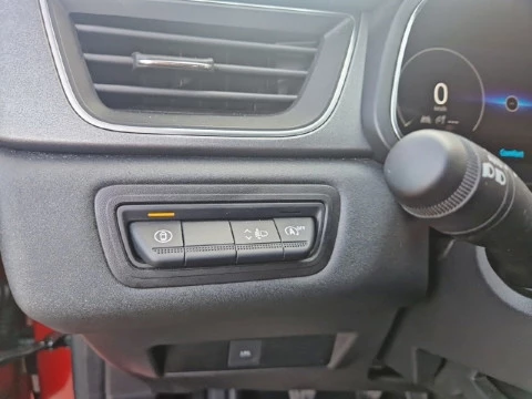 Renault Captur techno Eco-G 100cv (74 kW)