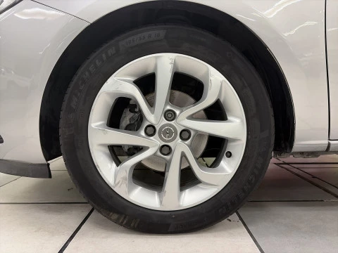 Opel Corsa 1.4 120 Aniversario 66 kW (90 CV)