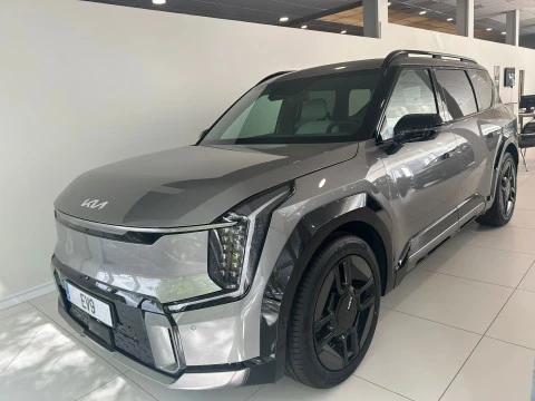 Kia EV9 GT-Line 99,8kWh 283kW AWD 7pl Kia EV9 GT-Line 99,8kWh 283kW AWD 7pl