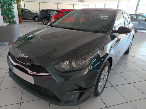 Kia Ceed 1.6 MHEV 100KW DRIVE 5P Kia Ceed 1.6 MHEV 100KW DRIVE 5P