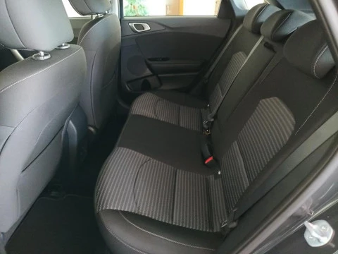 Kia Ceed 1.6 MHEV 100KW DRIVE 5P Kia Ceed 1.6 MHEV 100KW DRIVE 5P