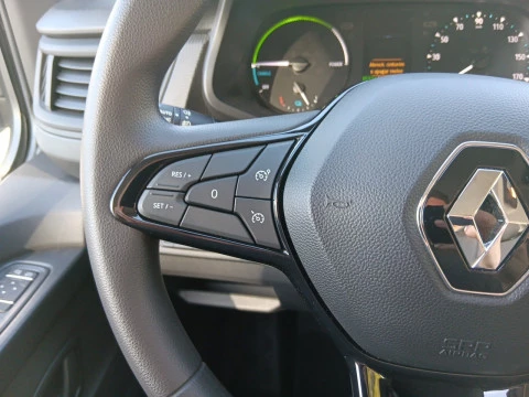 Renault Trafic E-Tech Furgón L2 H1 batería 52kW