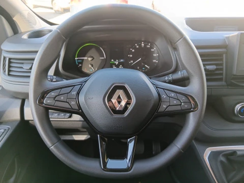 Renault Trafic E-Tech Furgón L2 H1 batería 52kW
