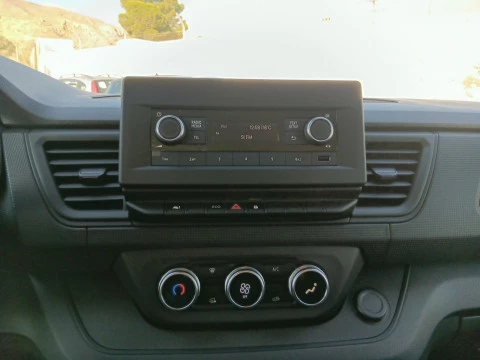 Renault Trafic E-Tech Furgón L2 H1 batería 52kW