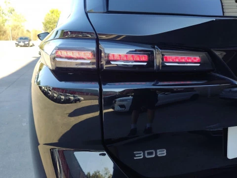 Peugeot 308 SWActive Pack BlueHDi 130 S&S MAN