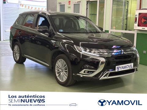 Mitsubishi Outlander 2.4 PHEV Kaiteki 4WD Auto 165 kW (224 CV)