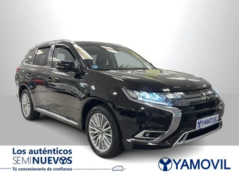 Mitsubishi Outlander 2.4 PHEV Kaiteki 4WD Auto 165 kW (224 CV)