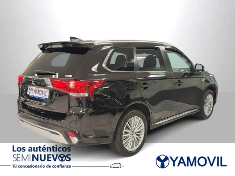Mitsubishi Outlander 2.4 PHEV Kaiteki 4WD Auto 165 kW (224 CV)