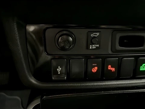 Mitsubishi Outlander 2.4 PHEV Kaiteki 4WD Auto 165 kW (224 CV)
