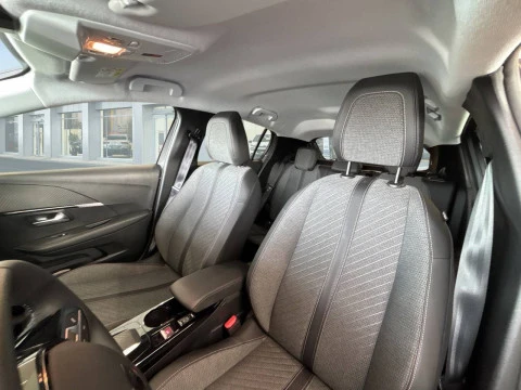 Peugeot e-208 Allure Eléctrico 136 (100 Kw)