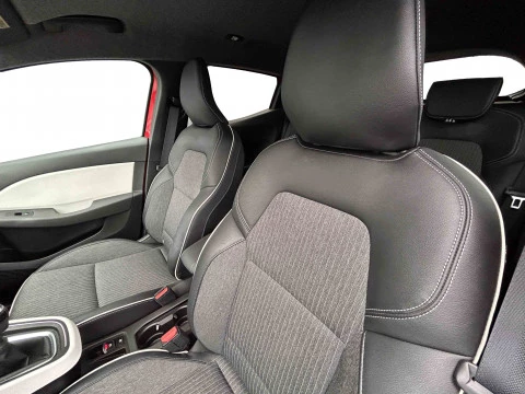 Renault Clio TCe Techno 103kW 5P