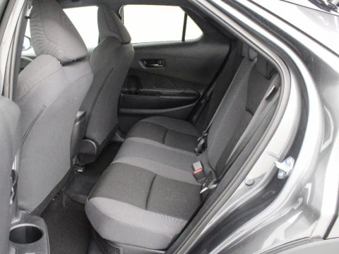 Toyota C-HR CH Toyota C-HR - MY25