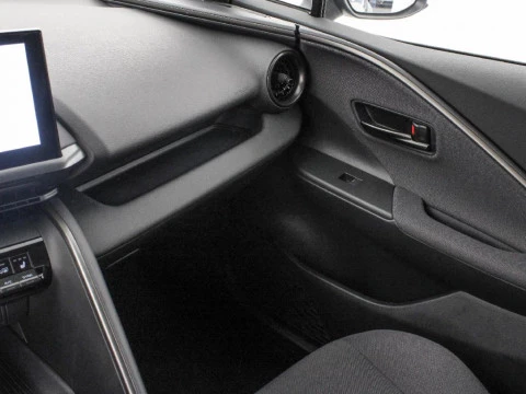 Toyota C-HR CH Toyota C-HR - MY25