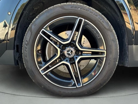 Mercedes-Benz GLA  250 e