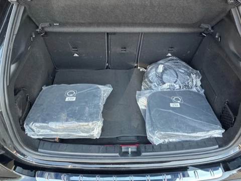 Mercedes-Benz GLA  250 e