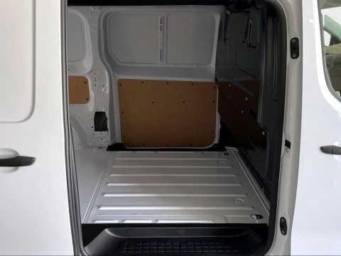 Citroën Jumpy Furgón M Diésel 145 CV Manual