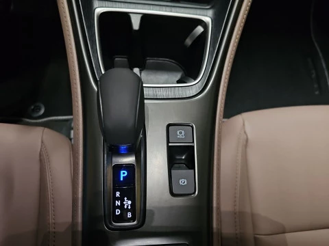 Lexus LBX 1.5 136cv HEV Elegant+