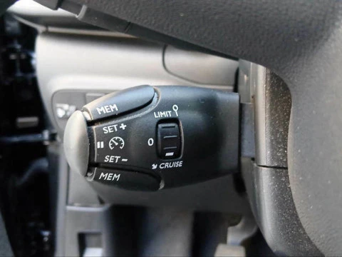 Citroën C3 PureTech 83 Plus 61 kW (83 CV)