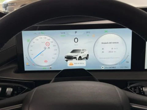 EBRO S400 1.5 DHE HEV Excellence CVT