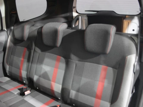 Dacia Lodgy  TCE GPF Serie Limitada Xplore 5pl. 96kW