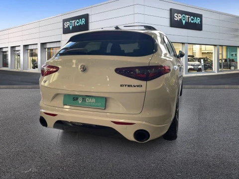 Alfa Romeo Stelvio 2.2 Diésel 154kW (210CV) Veloce Q4