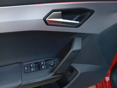 Seat Nuevo León SP 1.4 e-Hybrid DSG S&S FR