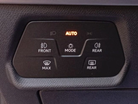 Seat Nuevo León SP 1.4 e-Hybrid DSG S&S FR