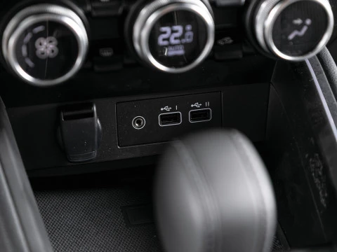 Renault Clio Techno E-Tech full hybrid 145 (103kw)