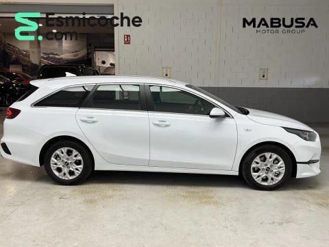 Kia Ceed 1.0 MHEV 120CV Drive DCT