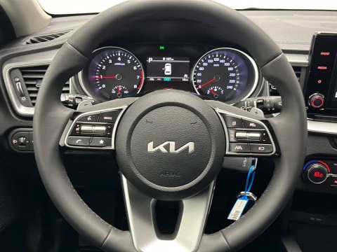 Kia Ceed 1.0 MHEV 120CV Drive DCT