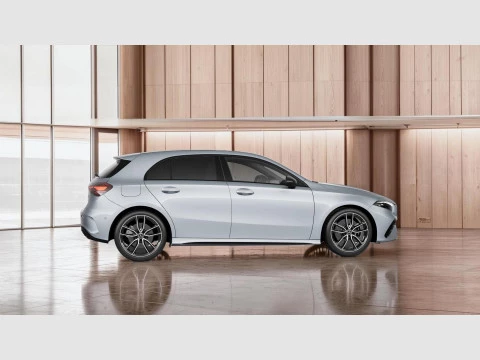 Mercedes-Benz Clase A A 250 e con tecnologia hibrida EQ