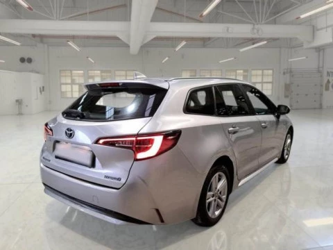 Toyota Corolla 1.8 125H BUSINESS PLUS E-CVT TOU SPORT